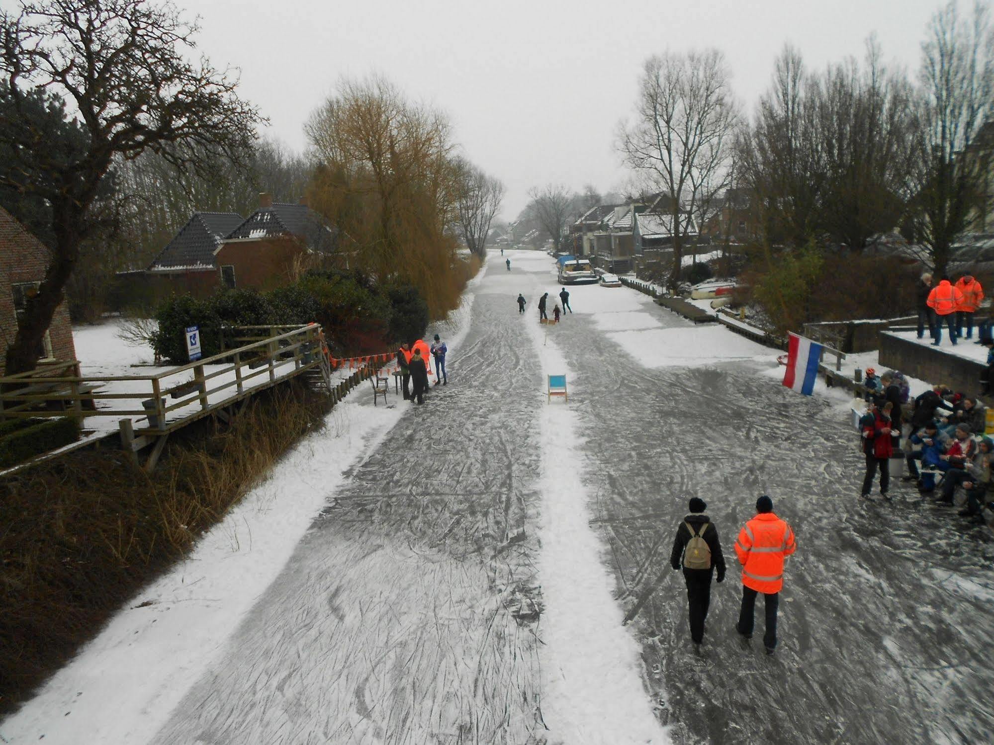 De Energiek Wehe-den Hoorn Exterior foto